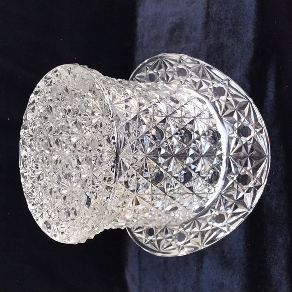 Huge Vintage Fenton glass top hat Button & Daisies Good Condition-One Chip Noted - Picture 2 of 12